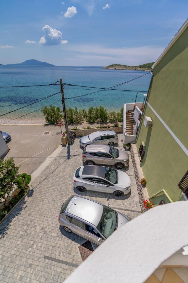 Martinšćica Apartmani Noris מראה חיצוני תמונה